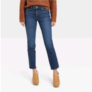 Women's High-rise Slim Straight Jeans